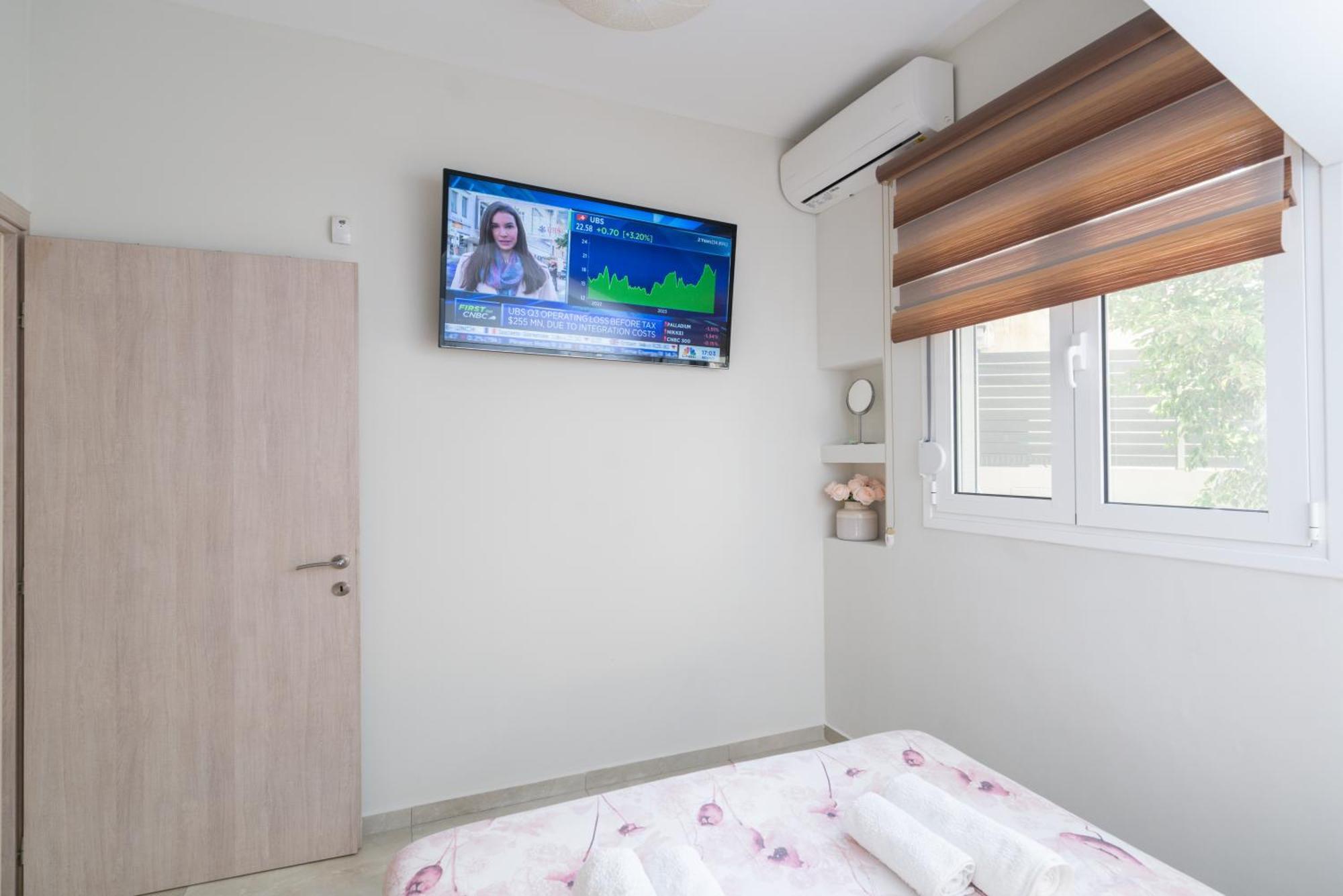 Neon Apartment, Modern, High Quality, Central Apt, Heraklion City Bagian luar foto