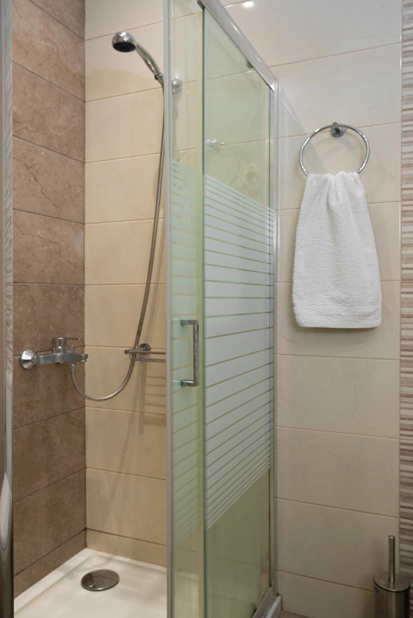 Neon Apartment, Modern, High Quality, Central Apt, Heraklion City Bagian luar foto